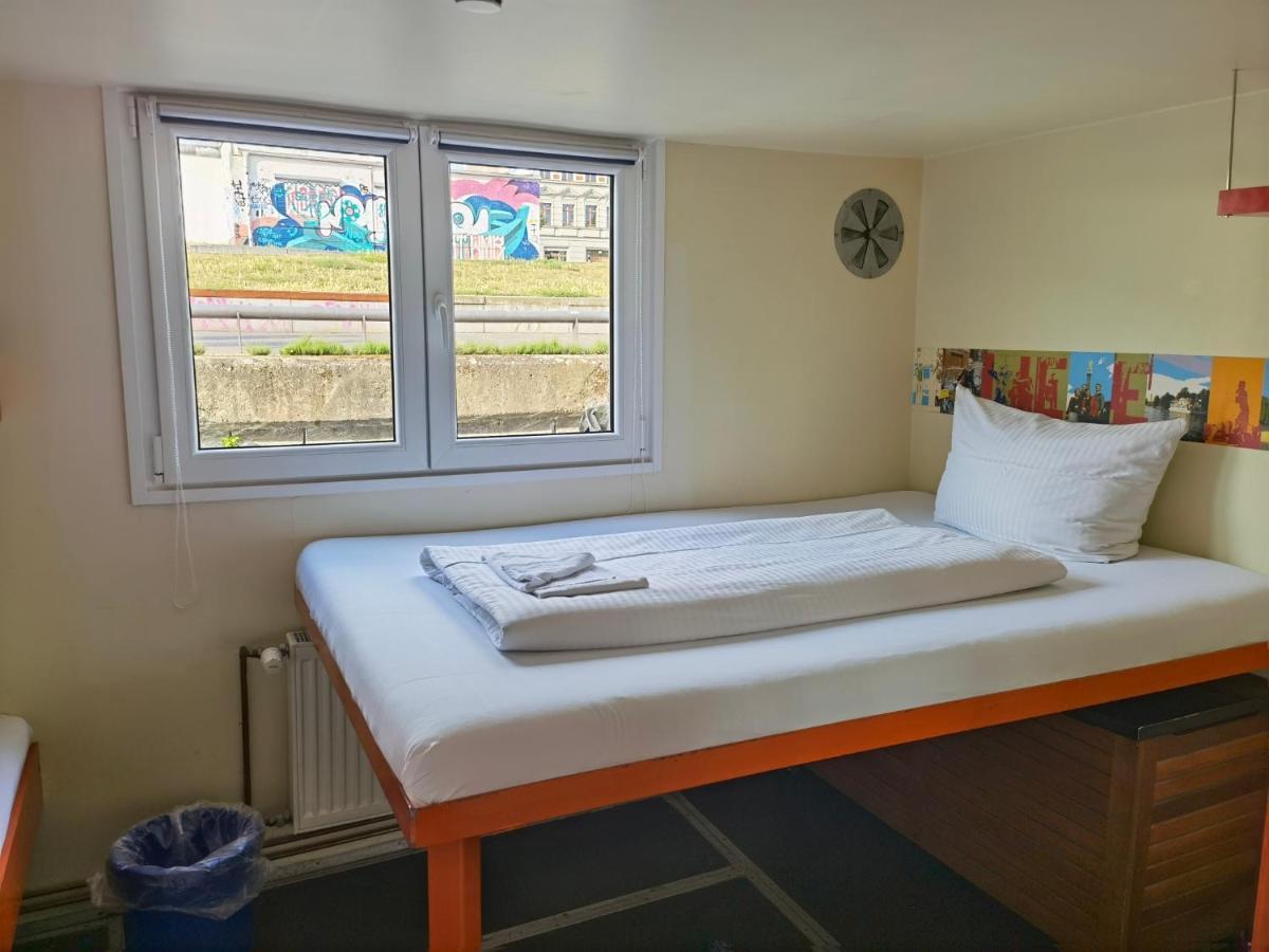Shipotel-Berlin Gmbh, Shipotel Eastern & Shipotel Western מראה חיצוני תמונה