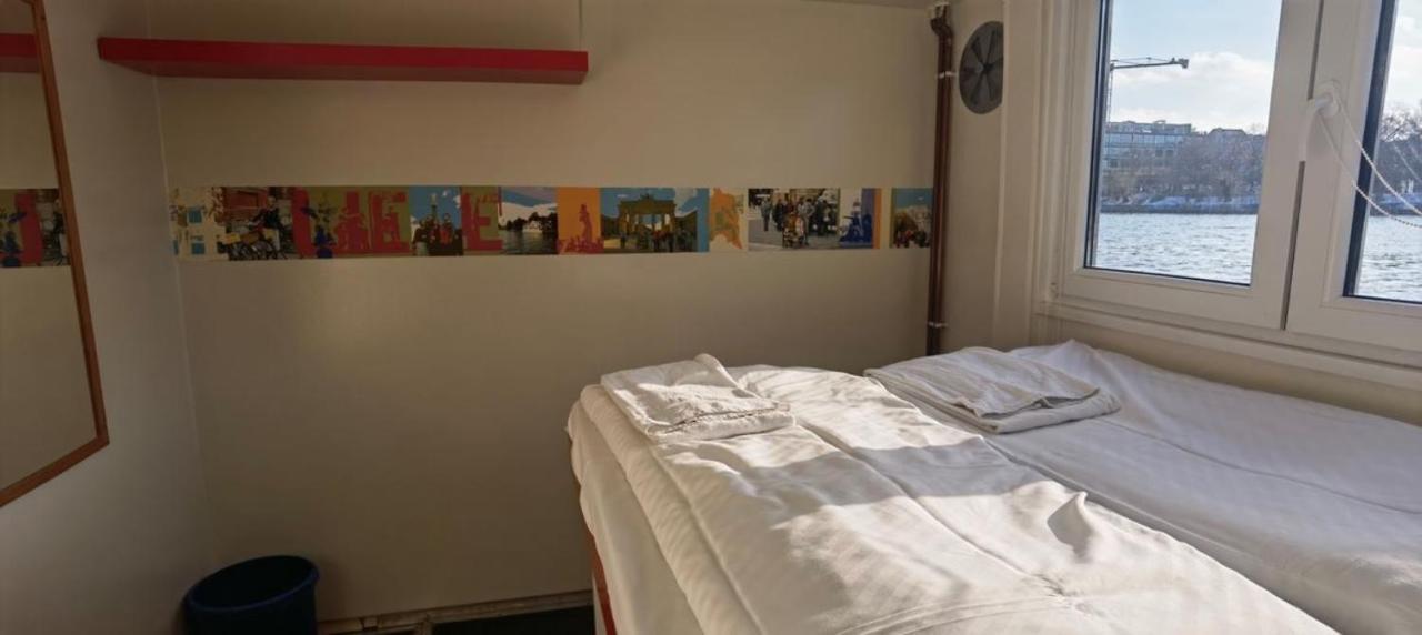 Shipotel-Berlin Gmbh, Shipotel Eastern & Shipotel Western מראה חיצוני תמונה
