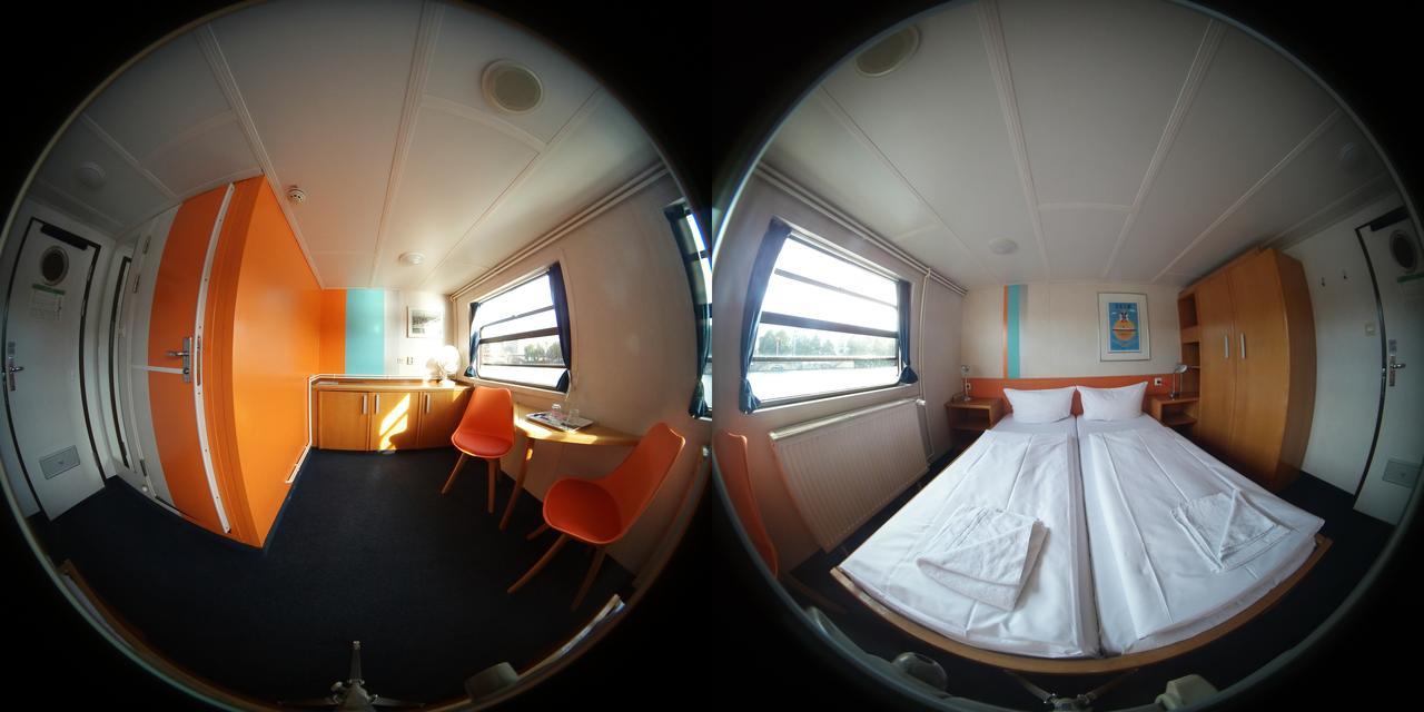 Shipotel-Berlin Gmbh, Shipotel Eastern & Shipotel Western מראה חיצוני תמונה